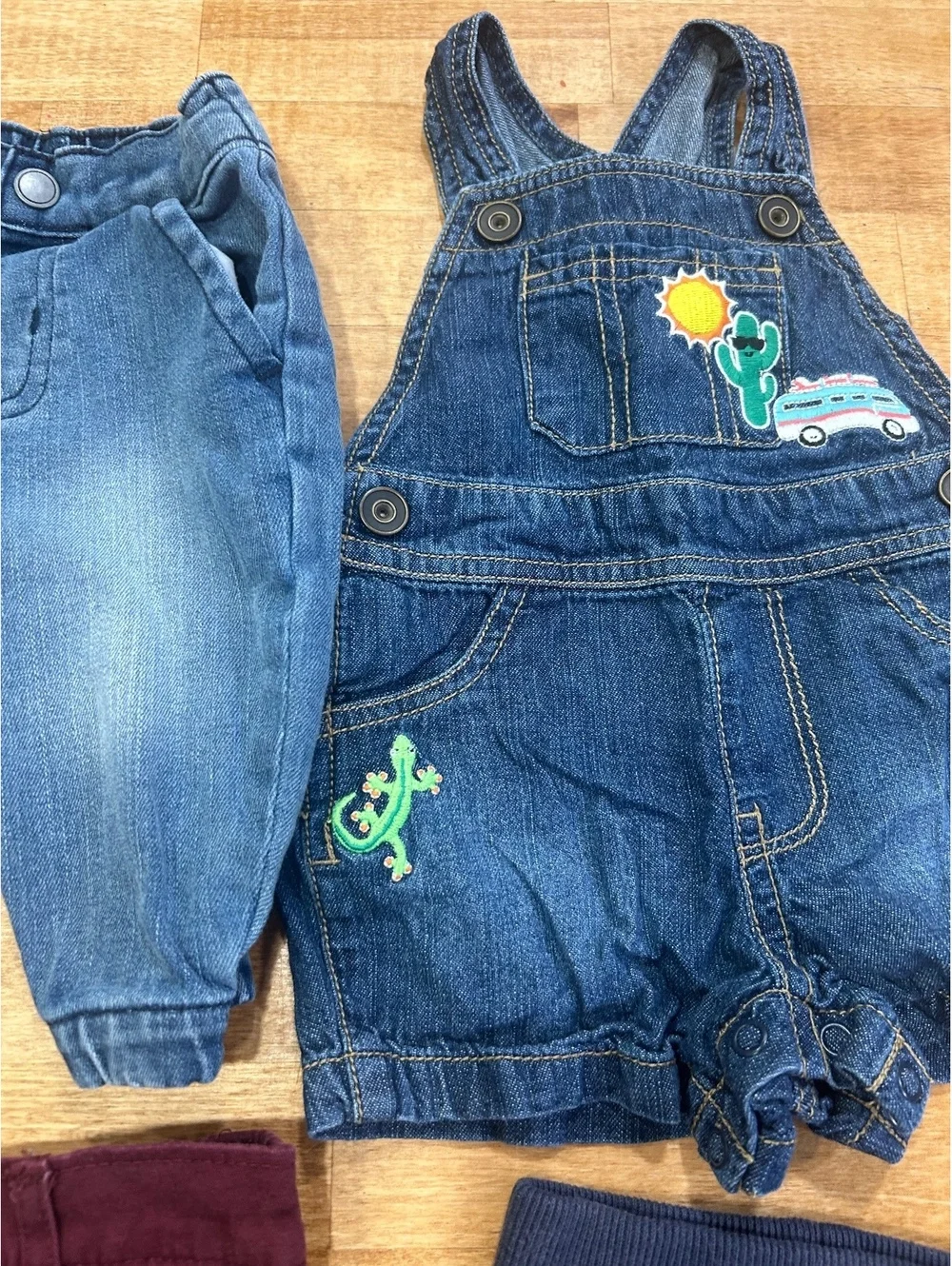 Baby boy Pants and Overalls Lot Size 0-3 Months